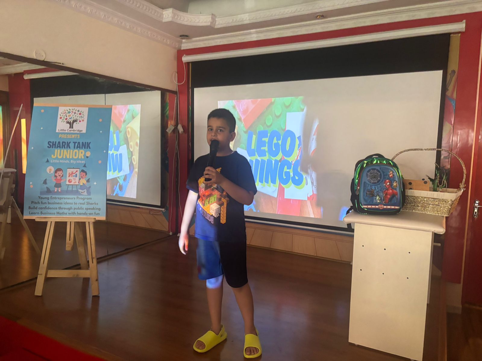 🎤 Confident Pitching